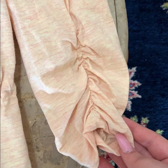 Cute ruffle jacket - Picture 2 of 5